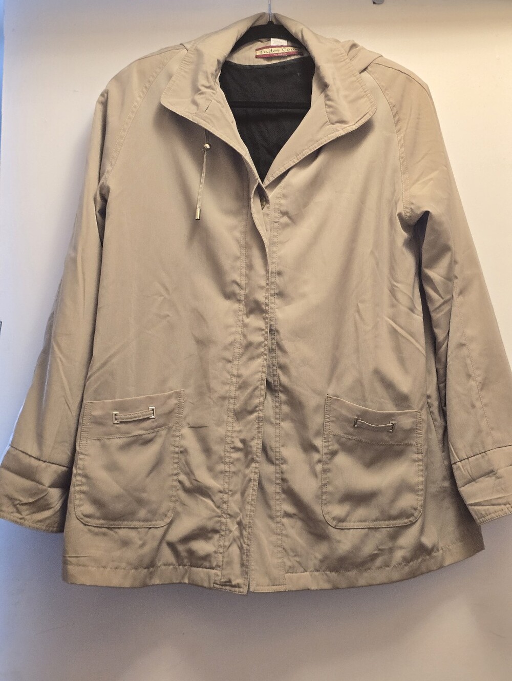 Vintage Tudor Court by Haband Lightweight Tan Jacket / Windbreaker